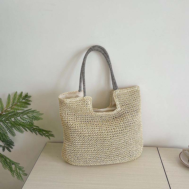 Hand-Woven Armpit Bag Summer Woven Tote Handbag Large Capacity Women's Shoulder Bag Paper Rope Ladies Beach Underarm Bag