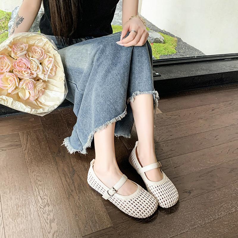 Mesh Breathable Flat-soled Single Shoes Women's 2025 Summer New Hollow Woven Round Head One-word Buckle with Mary Jane Sandals