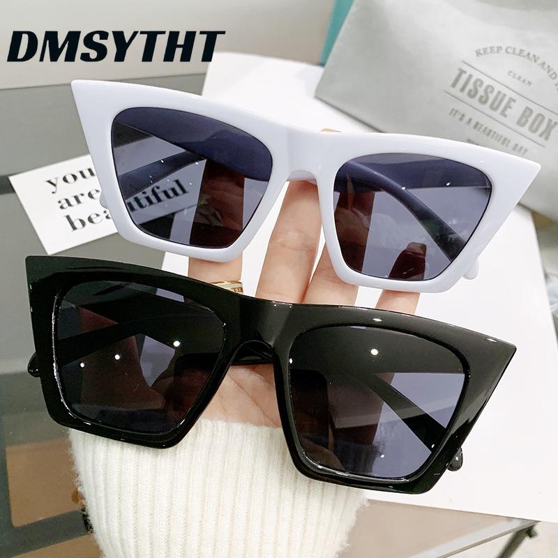 Non-polarized Retro Square Large Frame Butterfly Shape Sunglasses Women Fashion Cat's Eye Street Shoot Eyeglasses