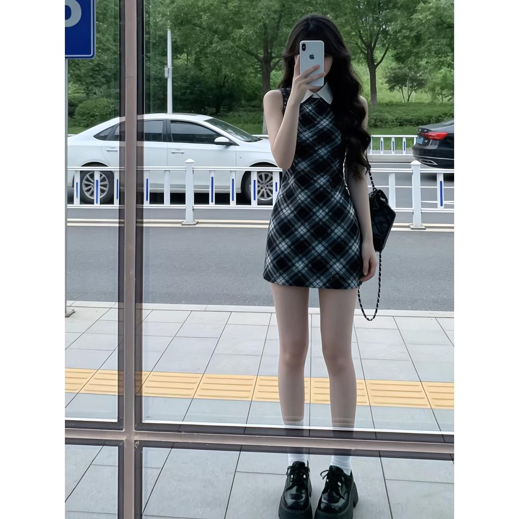 Korean Wear College Style Retro Plaid Sleeveless Temperament Dress, Especially Beautiful Waist Skirt 2026 Summer