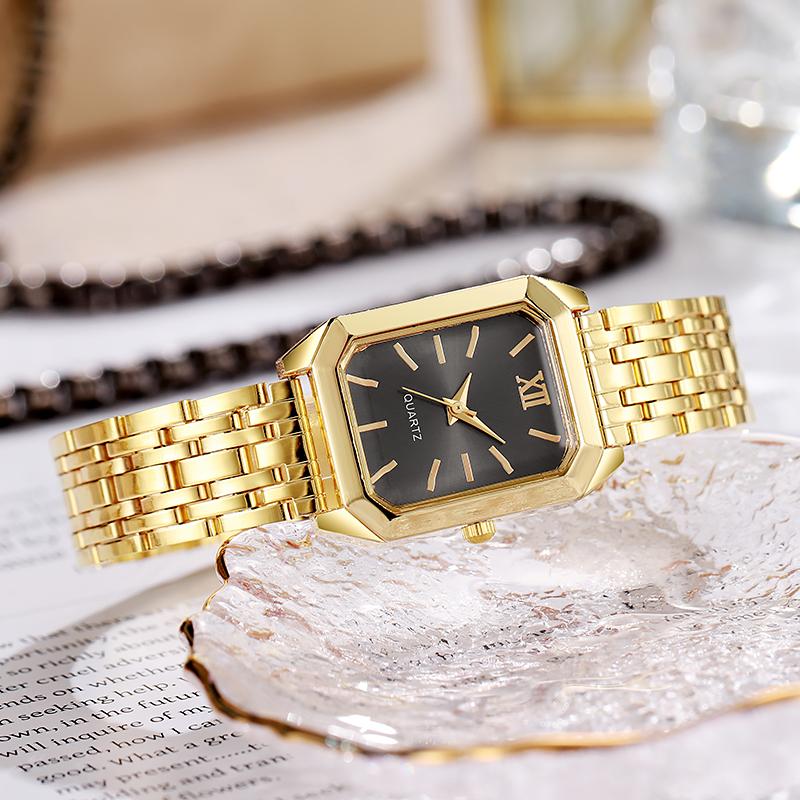 New Women's Vintage Fashion Trend Simple Luxury Leisure Square Dial Steel Strap  Noble Wristwatch