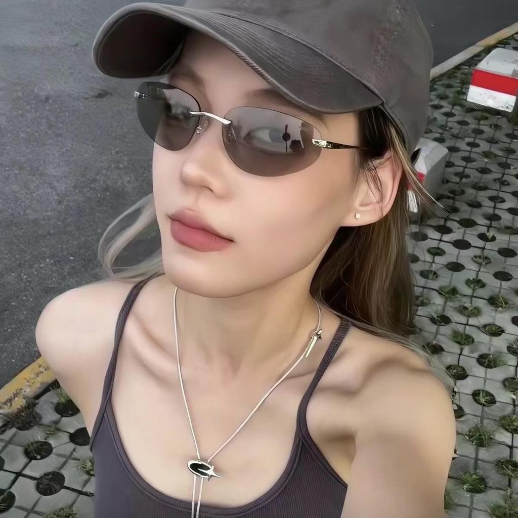 European Retro Frameless Cat Eye Sunglasses – UV Protection, Y2K Style for Women & Men