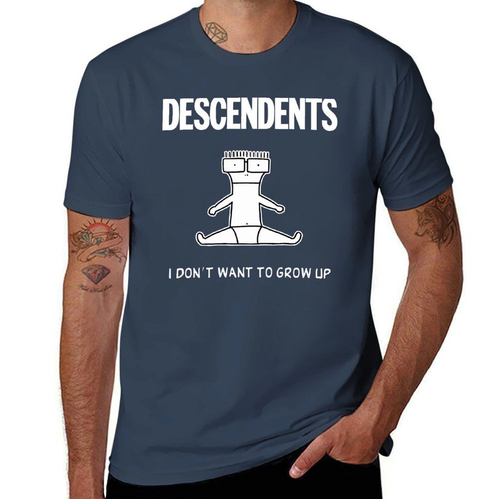I Dont Want To Grow Up (Simple For Dark Shirts) Tshirt Festive Simple Tshirt S