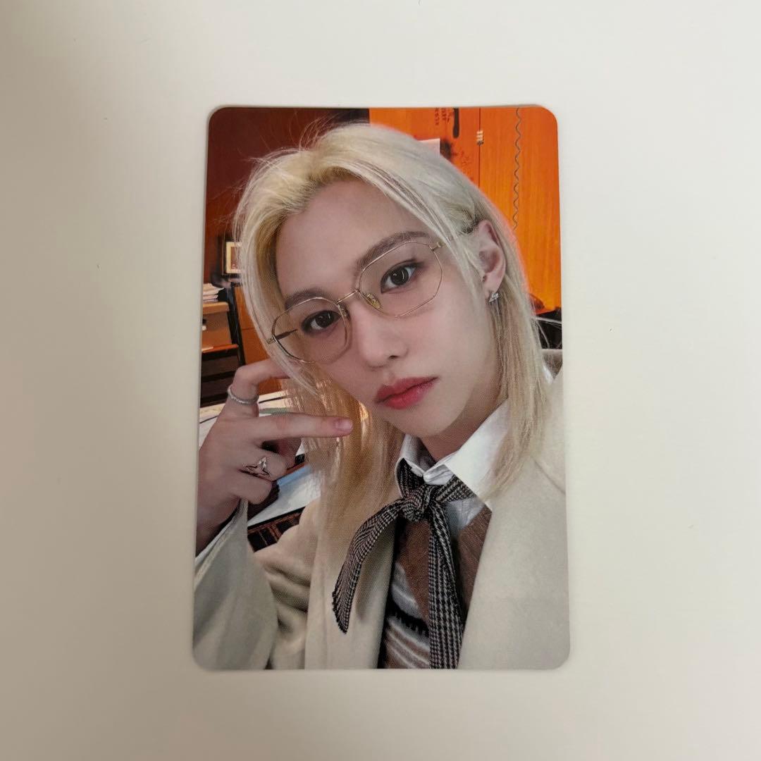 

[USED] Stray Kids Felix GIANT Kyocera venue-exclusive trading card