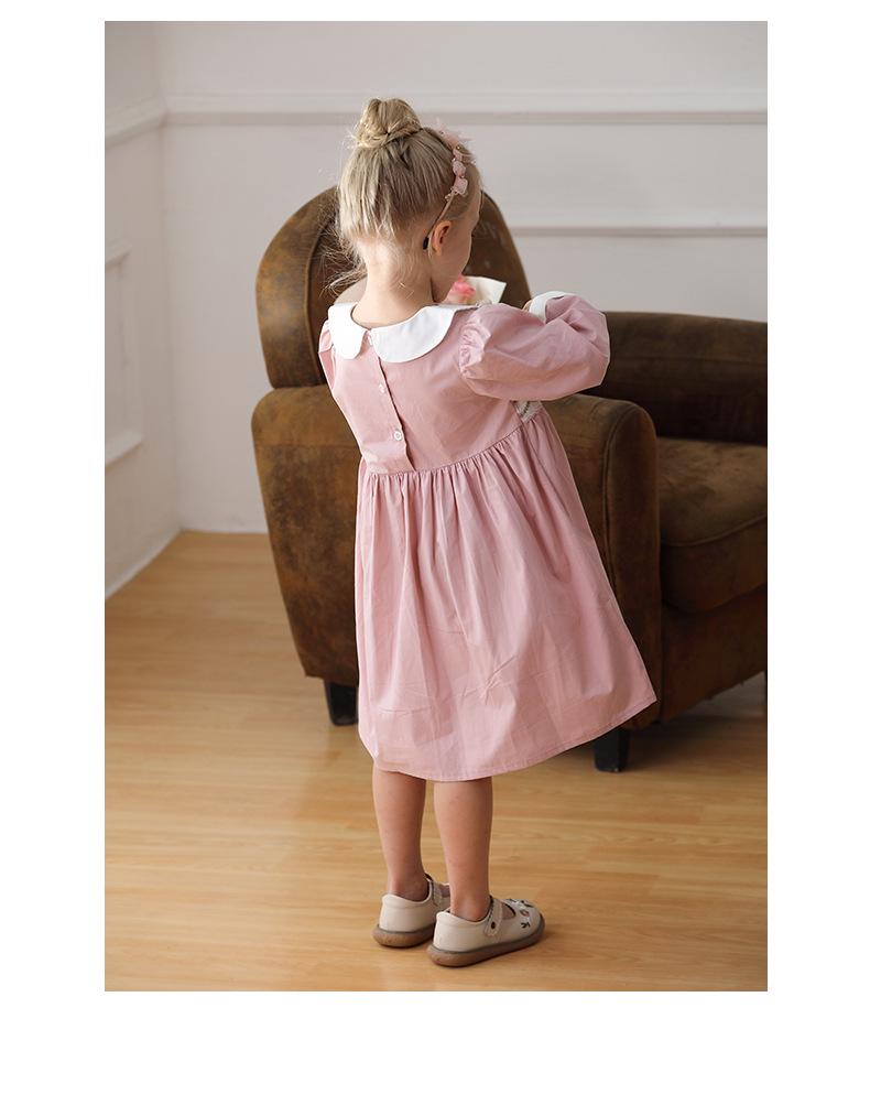 Frühling 2026 Mädchen Langarm Kleid mit Puppenkragen: Französisches Rattan, Florale Stickerei, Colorblocking, Reine Baumwolle, Süßer Prinzessinnen-Stil