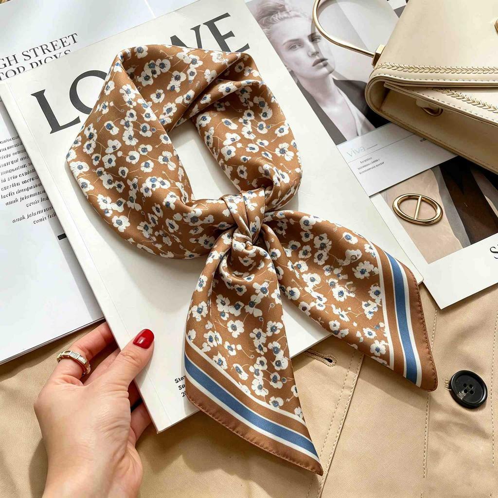 Women's spring and autumn silk scarf temperament versatile thin Internet celebrity Korean version light luxury fashion scarf high-end design small squ