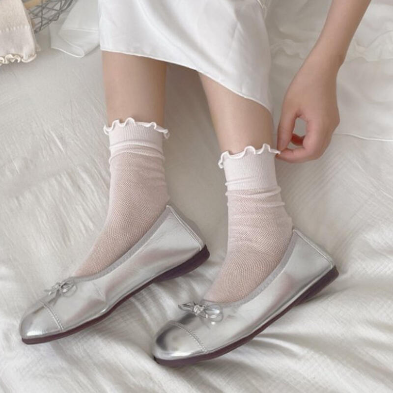 Hello Muji Achromatic Frill Mid-Calf Socks white