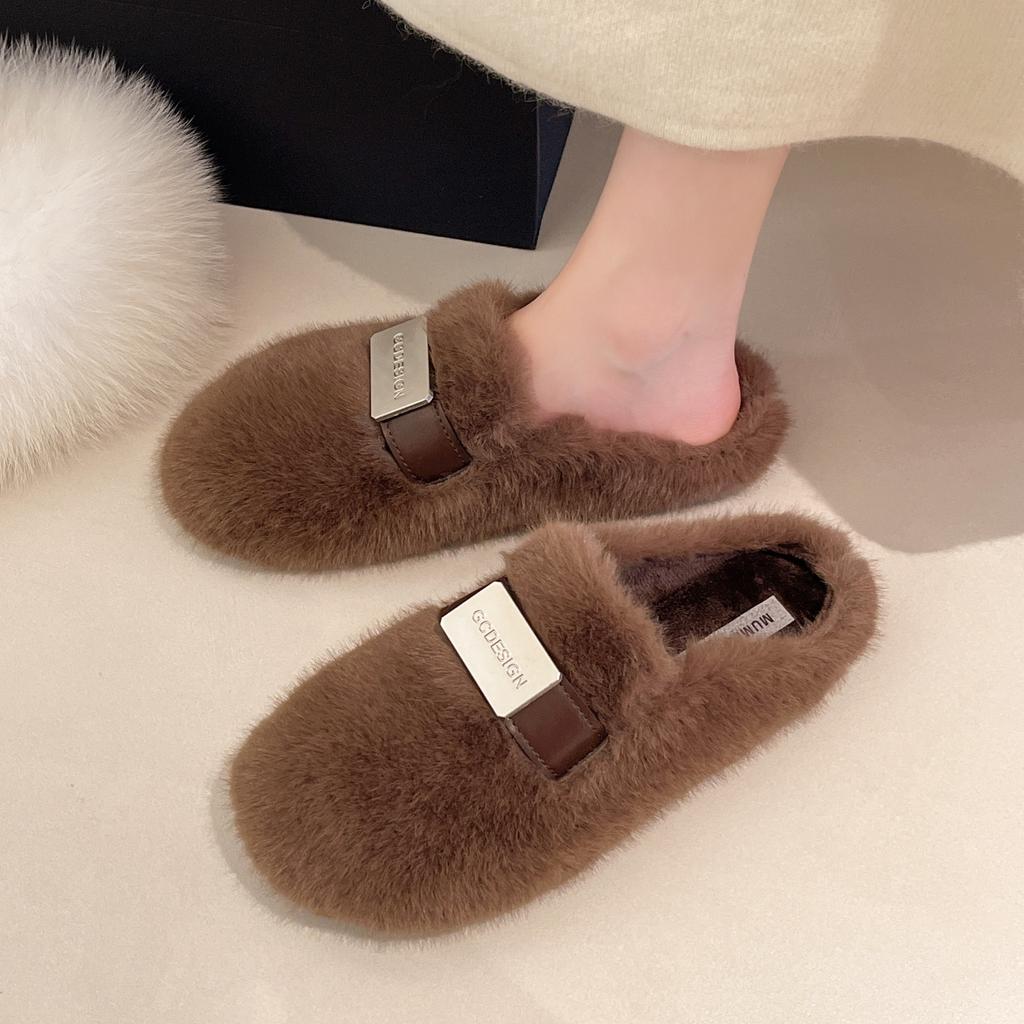 One pedal, shallow mouth, flat bottom bag head, hairy half slippers, women's outer wear 2025 autumn and winter new metal buckle round head cotton mop