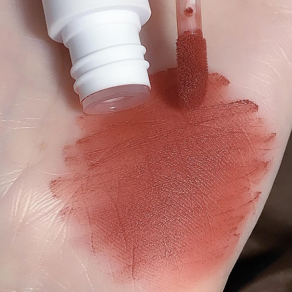 

Телесна матова рідка губна помада Red Mate Водостійкий довготривалий зволожуючий блиск для губ Відтінок для губ Макіяж Косметика 03