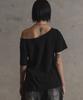 Garter Gallery Kiss Star Off Shoulder T-Shirts_Black