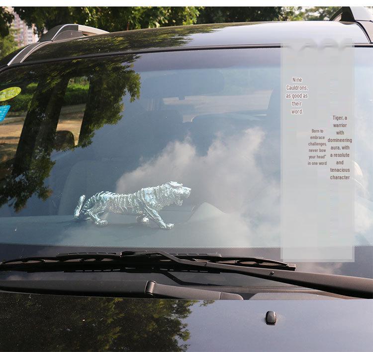 Large Domineering Men's Off-Road Vehicle Tiger Car Ornament & Perfume Diffuser