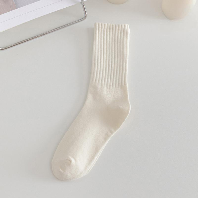 1 paire de chaussettes noires et blanches pour femmes, chaussettes Tube central, tendance coréenne et japonaise, automne et hiver