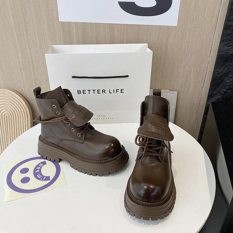 Martin boots women's British style 2025 autumn new letter lapel tooling locomotive boots lace-up thick-soled big yellow boots