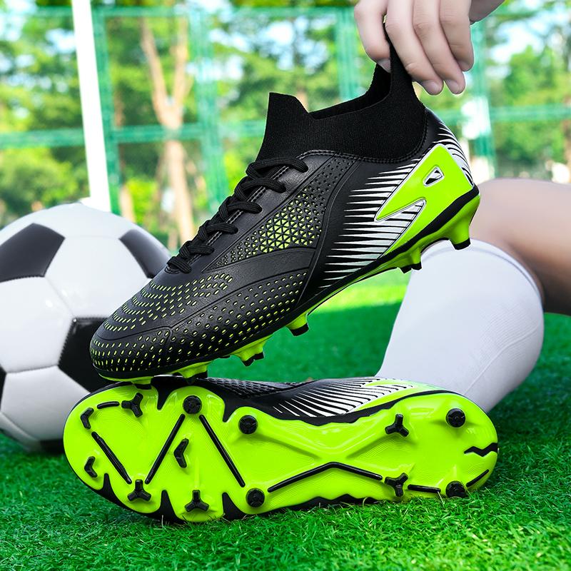 32-47 Bambini Uomo Taglia Grande Scarpe da Calcio High Top Chiodi Lunghi Outdoor Antiscivolo Scarponcini da Calcio