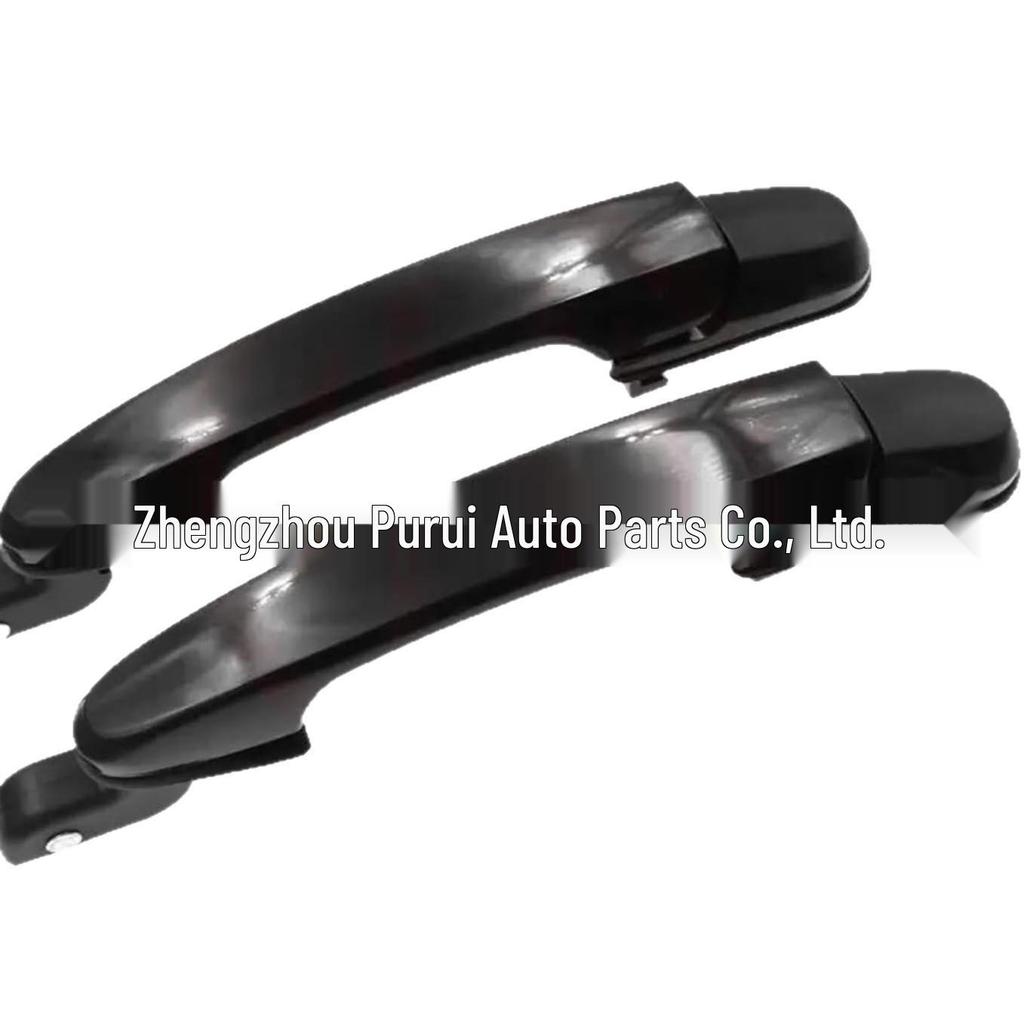 The Exterior Door Handle, Compatible with Hyundai Tucson Models, Is Available Under the Part Numbers 82650-2E000, 826502E000, and 83650-2E000.