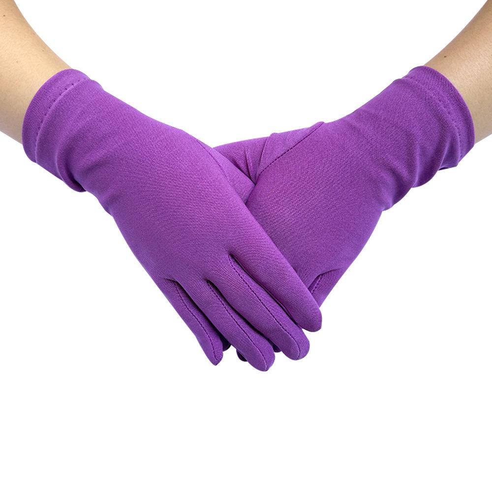 

Spring And New Women s Hand Protective Milk Silk Satin Elastic Gloves , Short , Thin , And Breathable One Size винний