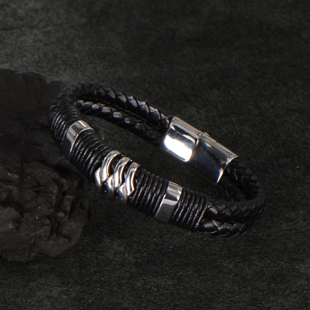 Leather jewelry wholesale, European and American accessories, fashion personalized stainless steel bracelets, leather rope bracelets