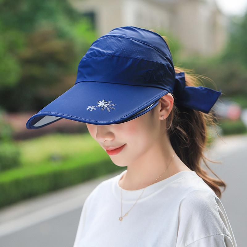 Summer Sun Hat For Women With Big Brim And Ventilated Design In Polyester For Travel And Beach