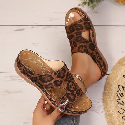Fashion Ladies Shoes 2025 Leopard Print Slippers Women's Fashion Outdoor Casual Summer Plus Size Open Toe Concise Platform Wedge Sandals