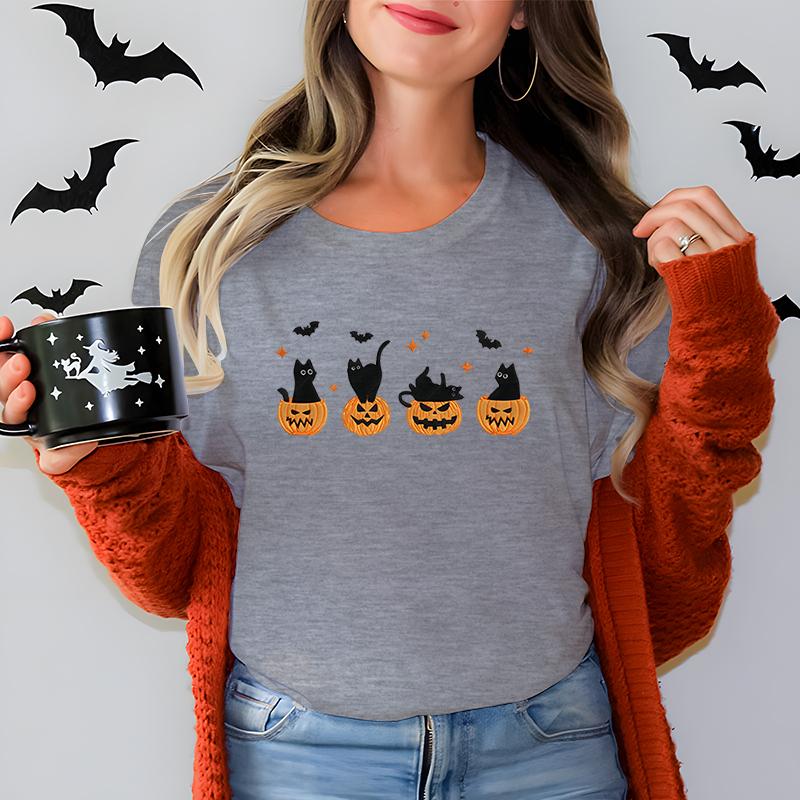 Black Cat Pumpkin Graphic T Shirts Women Trendy Halloween Retro Essential Classic Tops Cat Lover Spooky Season Halloween Tshirt