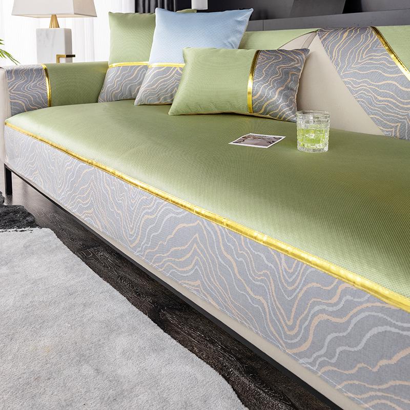 Sommer Eisseide Sofakissen Rutschfeste Matte Sitzkissen Neue leichte Luxus Einfache Leder Sofabezug Bezug Stoff Handtuch