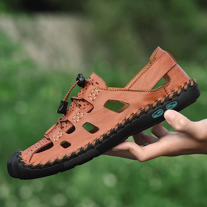 Summer Men's Hollow Leather Beach Sandals Closed Toe Slippers For Men Flip Flops Outdoor Casual Beach Shoe Wide Big Size