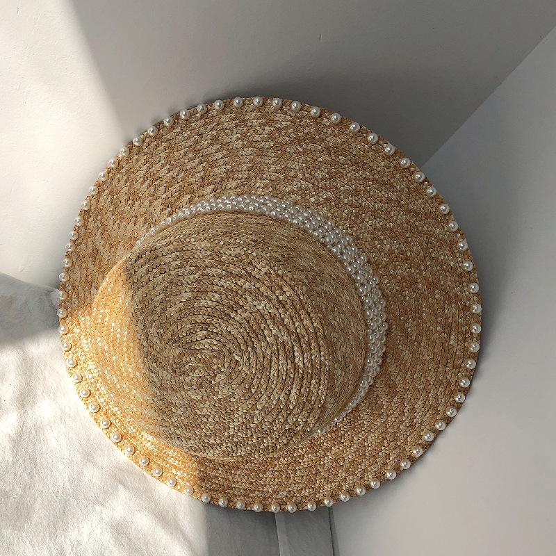 Natural Wheat Straw Boater Fedora Top Hat Women Summer Beach Flat Brim Cap Pearl Accessories For Holiday Party Trendy Sun Hats