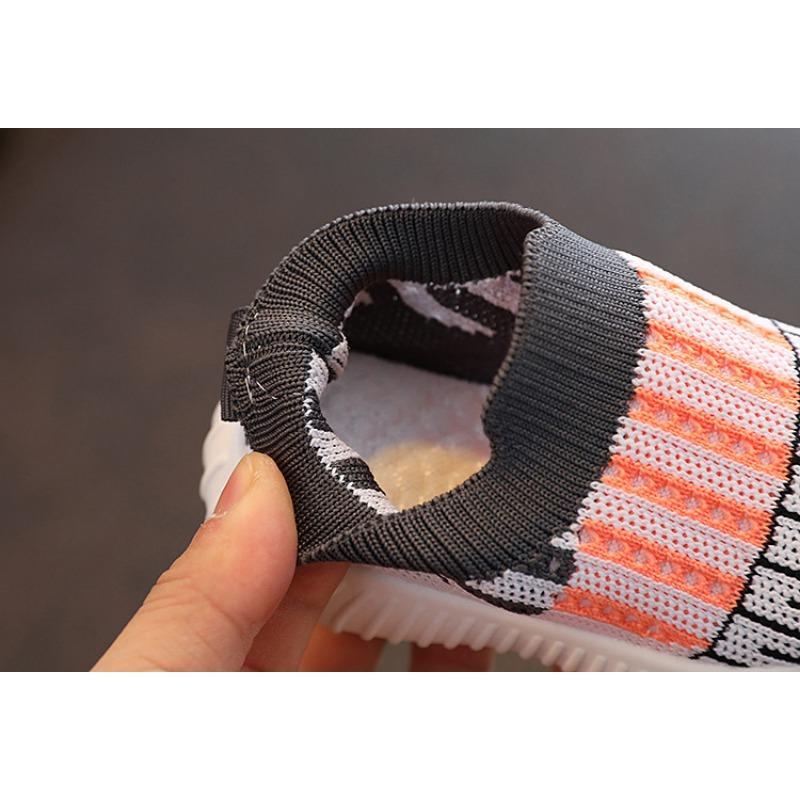 Весенне-осенняя детская обувь контрастных цветов с укороченным кроем — фото 15