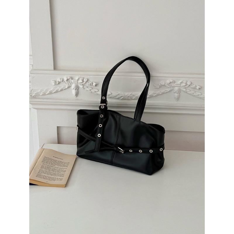 

Niche design armpit bag autumn and winter new large-capacity commuting versatile tote bag locomotive style shoulder bag women чёрный