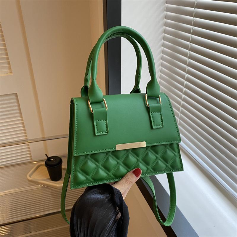 Retro Solid Color Fashion Diamond Embroidered Thread Handbag 2025 Summer Korean Version Versatile Casual Bag Single Shoulder Messenger Bag Tide