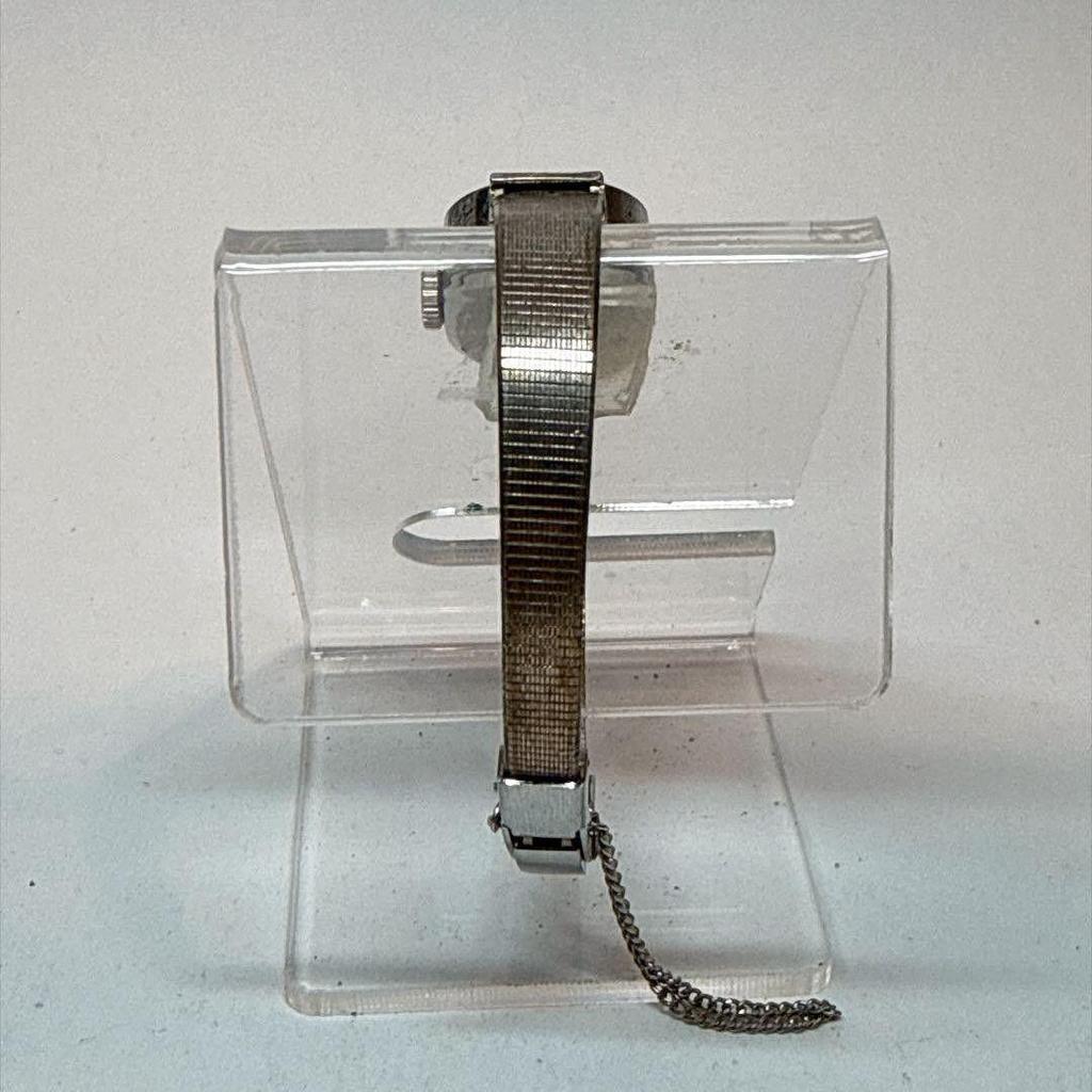 Used Working, Beautiful Condition SEIKO Ladies Watch, Manual Wind, Shell Dial