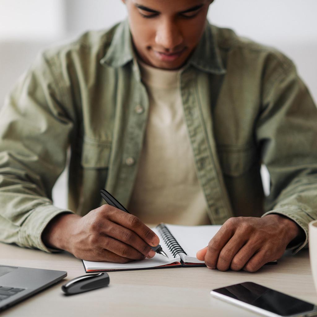 Schneider Pióro wieczne Schneider Seria Ray Stalówka Tusz W zestawie 1 nabój z tuszem Korpus onyks RYFP168207M rozmiar...M/Średni kolor...Czarny/Czarny kolor...Czarny