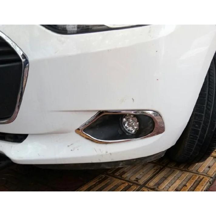 1 Pair Car Front Fog Lamp Light Molding Rings Trim Cover Car Accessories For Chevrolet Sail 3 LOVA RV Fog Lamp Frame Protection