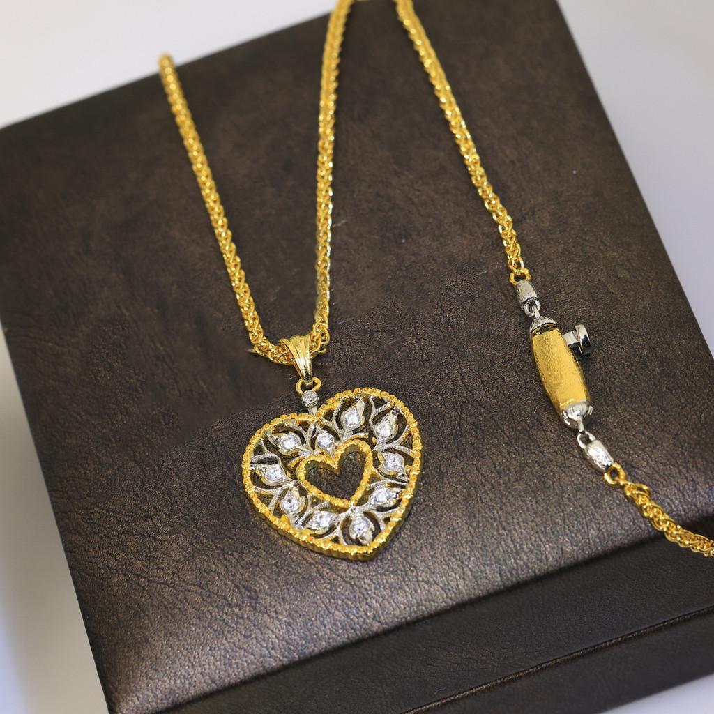 

Diamond brushed heart-shaped necklace Italian high-end jewelry brand retro palace style necklace with aurous 18k thick gold color