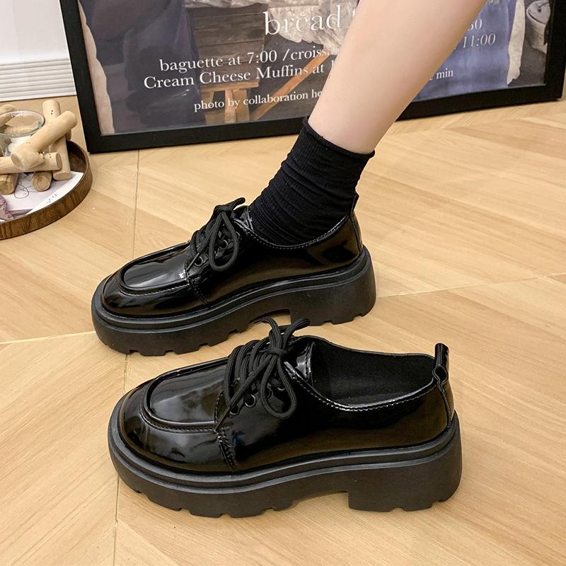 Thick-soled Retro British Style Small Leather Shoes for Women's 2025 Spring New Round Head Tide Matching Skirt Black Lace-up Single Shoes