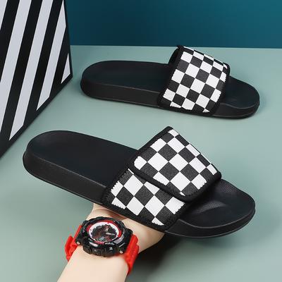 Pantoufles Homme Grandes Chaussures 2024 Été Sandales Légères Pantoufles Nuage Pantoufles Plateforme Épaisse Salle de Bain Eva Semelle Souple 45