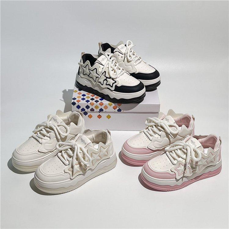 Frühling Neue runde Zehenpartie Lederoberfläche Sternmuster Sneakers Farblich passende Schnürschuhe Modische dünne Schuhe Damen Oberbekleidung Casual Sneaker