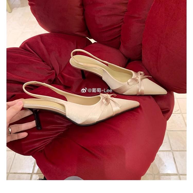 

Sheepskin version of the same style, stiletto heel, satin surface, bow, bag head, pointed head, empty single shoes, women s sandals, new spring 40