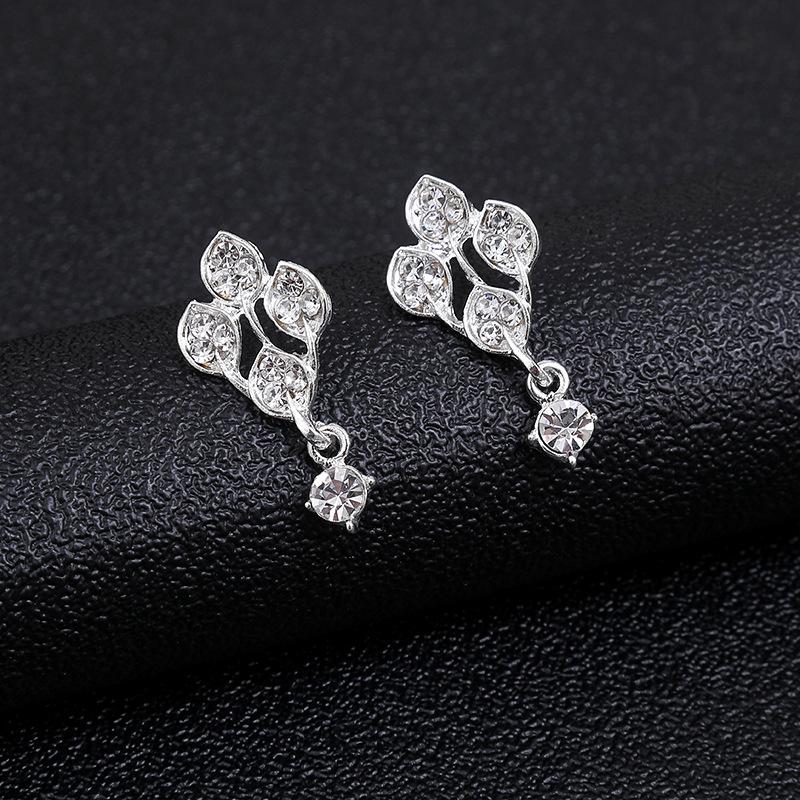 Personalized Pearl Necklace Earrings Set Women'S Temperament Alloy Electroplated Bridal Dress Accessories