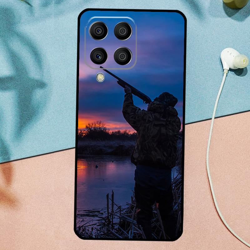 Hunter Man Fishing Dog For Samsung Galaxy M53 M33 M11 M21 M31 M12 M13 M14 M15 M35 M34 M54 M32 M52 M06 M16 M55 Case