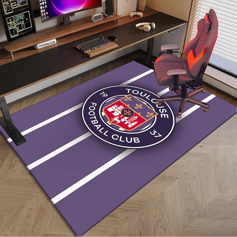 1PC Toul-ouse Football Rug Game Carpet, Floor Mat for Bedroom Living Room Entryway Rug, Home Decor Idea Gift for Christmas Birthday