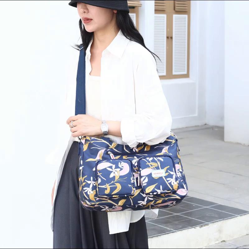 Bolsa de Nylon Leve Bolsa de Ombro de Grande Capacidade para Mulheres Bolsa de Viagem Resistente ao Desgaste Bolsa de Mão Crossbody