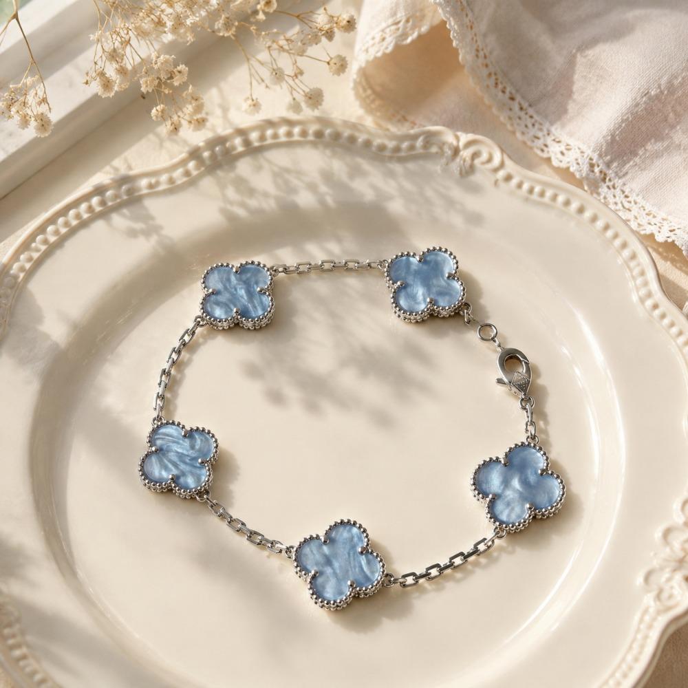 Four-leaf Clover Five-flower Bracelet for Women Accessible Luxury Style Fashioneasiest for Matchcasual Flower Bracelet