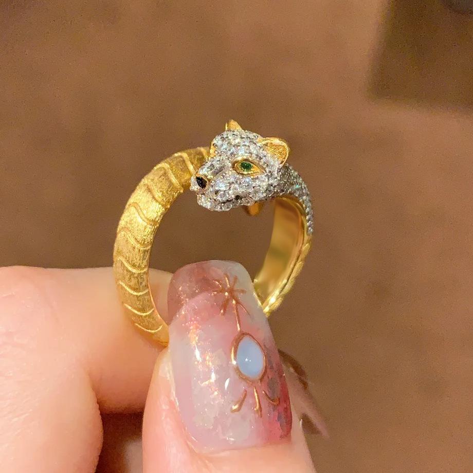 High Sense Old Money Wind Fingertips Extravagant Diamond Leopard Ring French Light Luxury Retro Micro Inlaid Cheetah Ring Leopard Female Ring