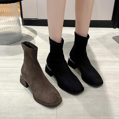 Moda Camurça Mulher Botas de Neve de Tornozelo Salto Médio Sapatos de Inverno Designer Chunky Clássicas Botas Chelsea 2024 Nova Tendência Gladiador