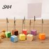 Cubo de Madeira com Cantos Arredondados 2 Peças Suporte de Recados com Base de Madeira e Clipes, Mini Suportes de Clipe Sólidos para Mesa para Cartões de Nome, Fotos, Recados, Casamento,