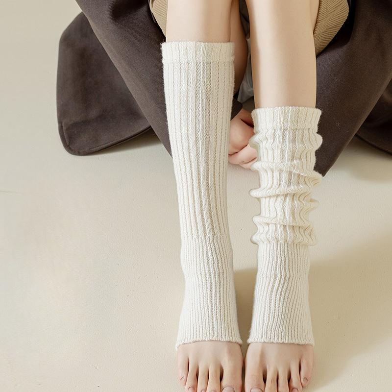 Grey Foot Socks for Women In Winter, Thickened and Fleece Warm Long Socks, Pile Socks, Long Leg Coverings