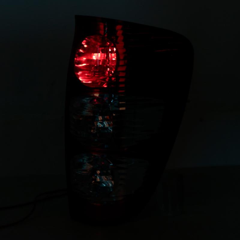 Rear Tail Light For Great Wall Wingle Steed 3 V240 2006 2007 2008 2011-2020 Warning Light Brake Light Tailight Tailamp With Bulb