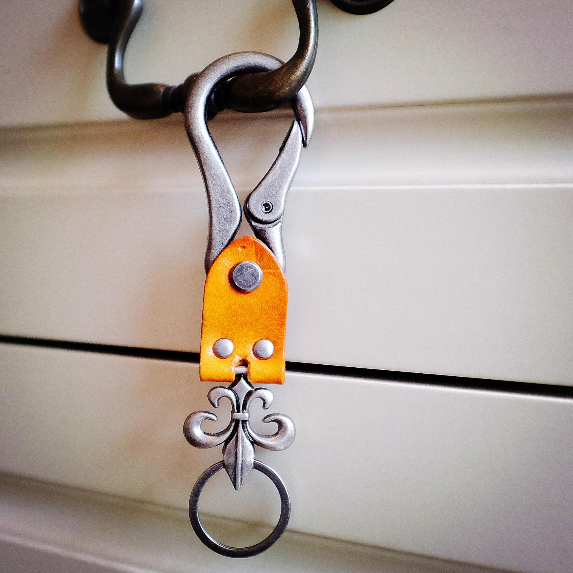 1 шт. Креативный кожаный брелок для ключей, винтажный кожаный кулон для ключей жёлтый