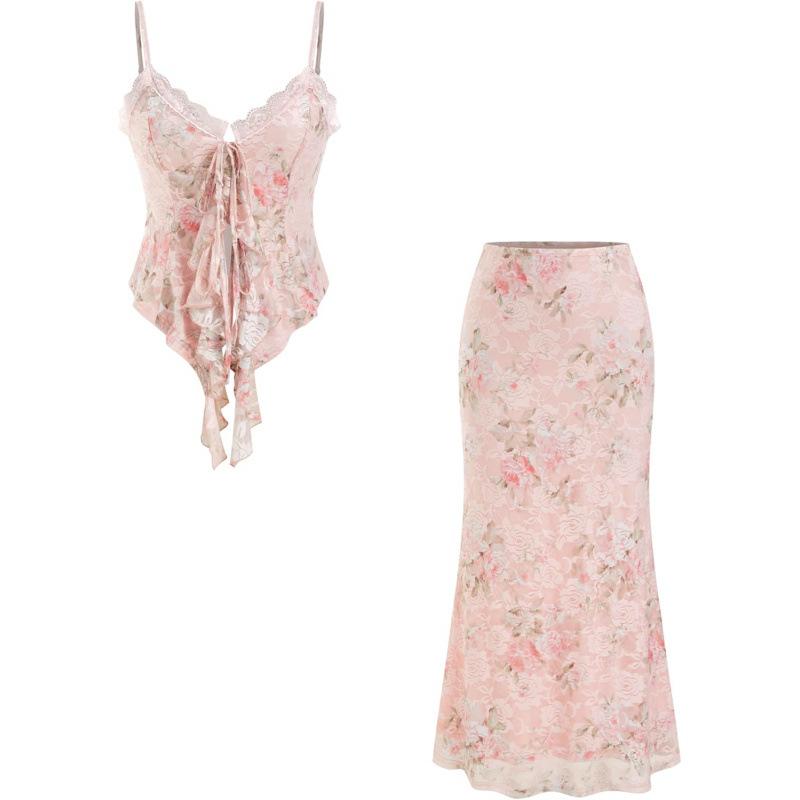 European and American temperament floral lace vest women s 2026 summer new slim-fit holiday skirt S